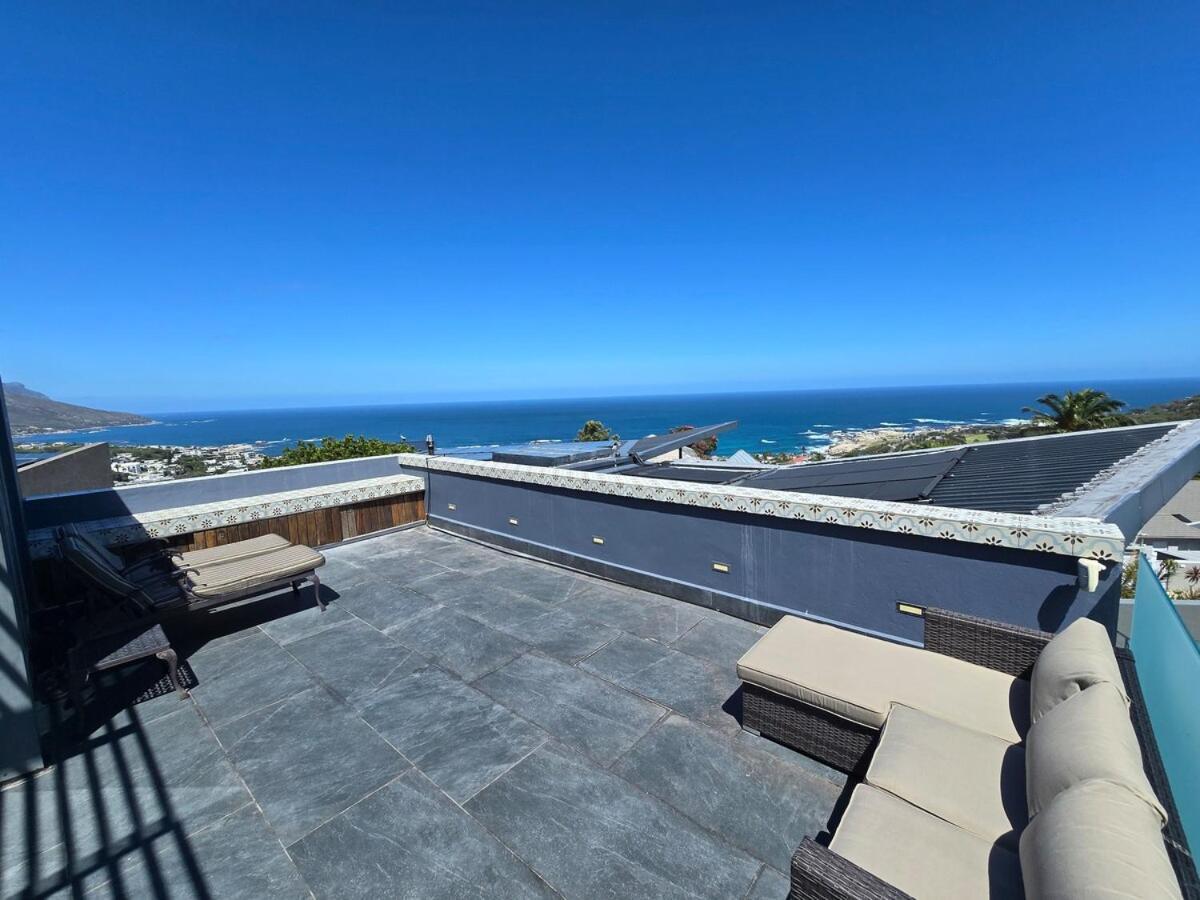 A Symphony Of Glass, Sea & Skies Holiday home Cape Town